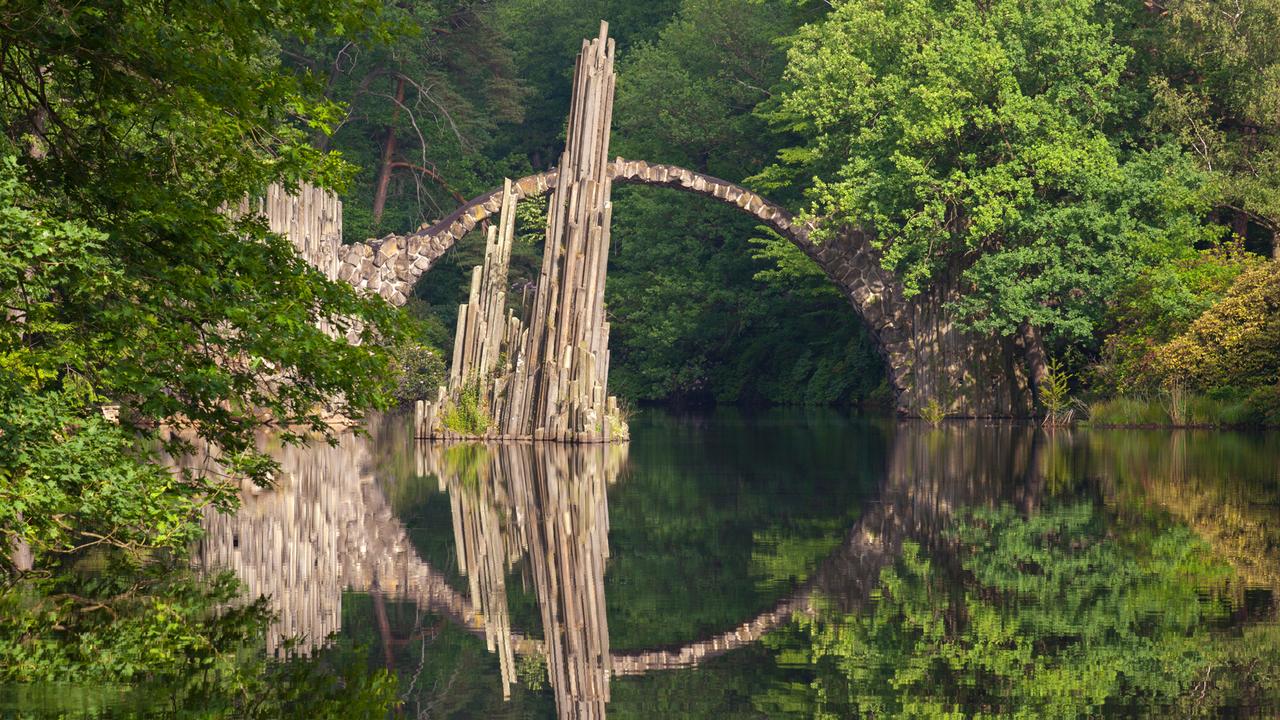 Самый древний мост в мире