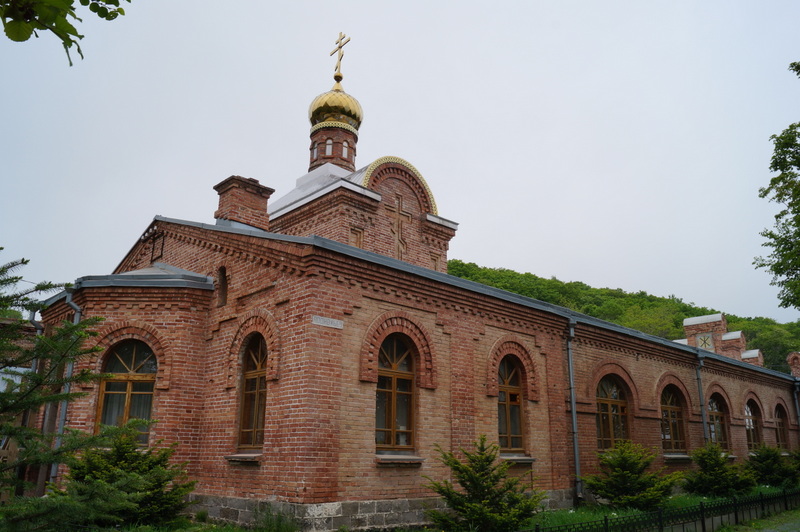 Владивостокский Свято-Серафимовский мужской монастырь