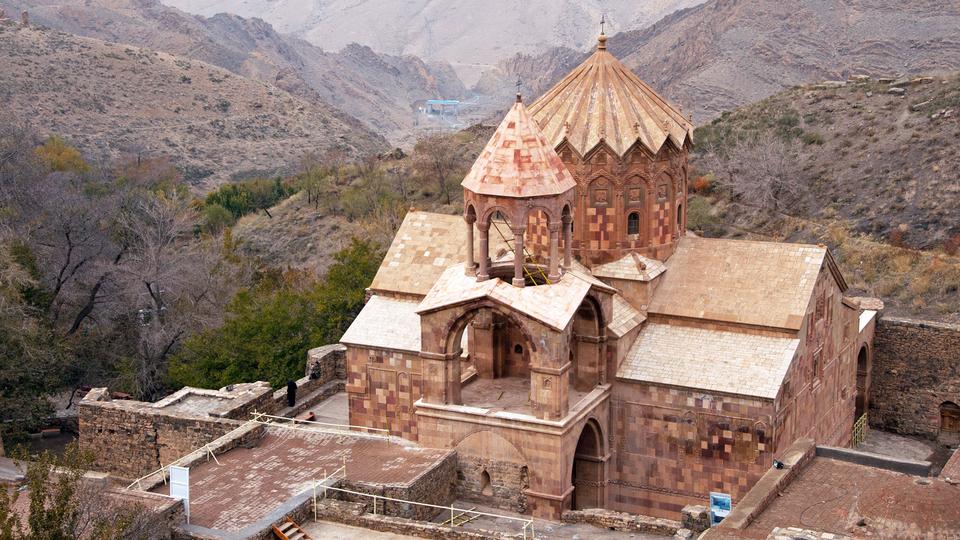 Древний армянский монастырь